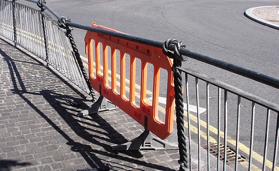 roundabout railings